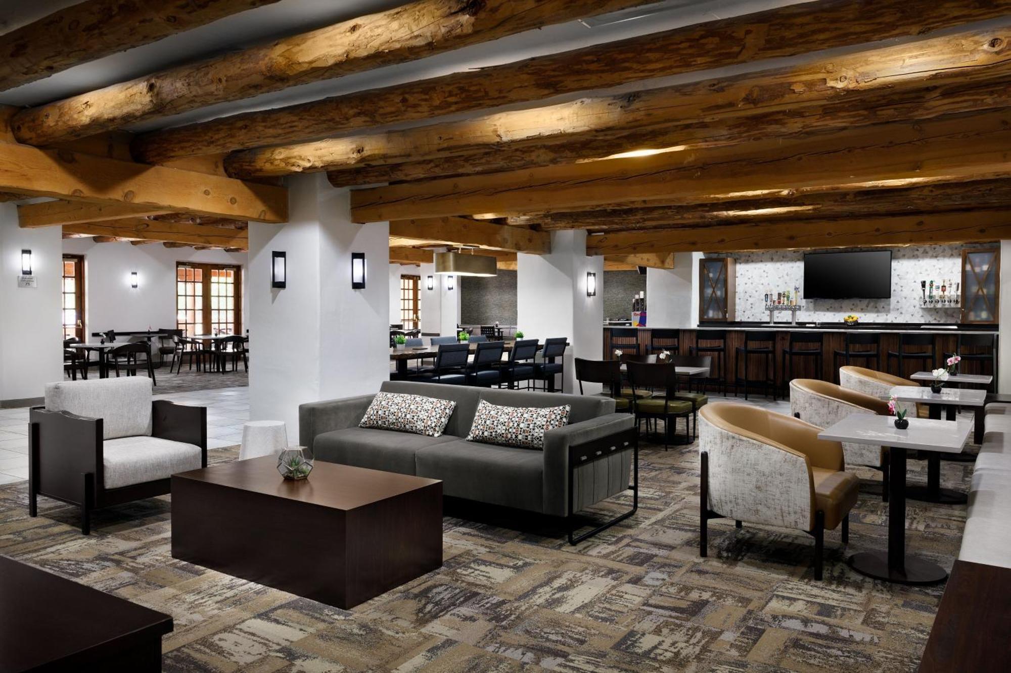 Courtyard By Marriott Albuquerque Hotel Bagian luar foto