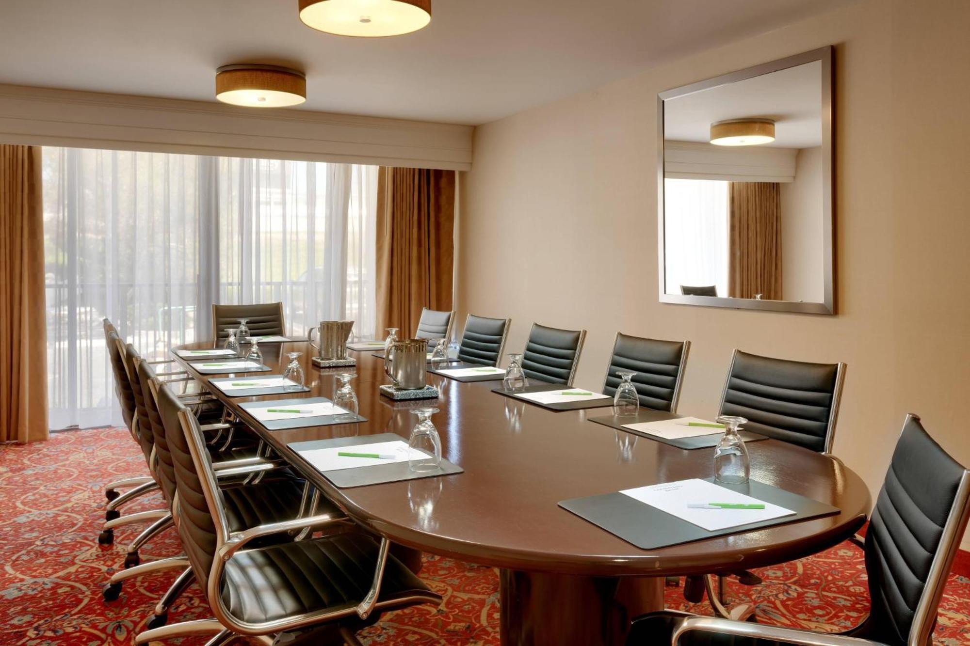 Courtyard By Marriott Albuquerque Hotel Bagian luar foto