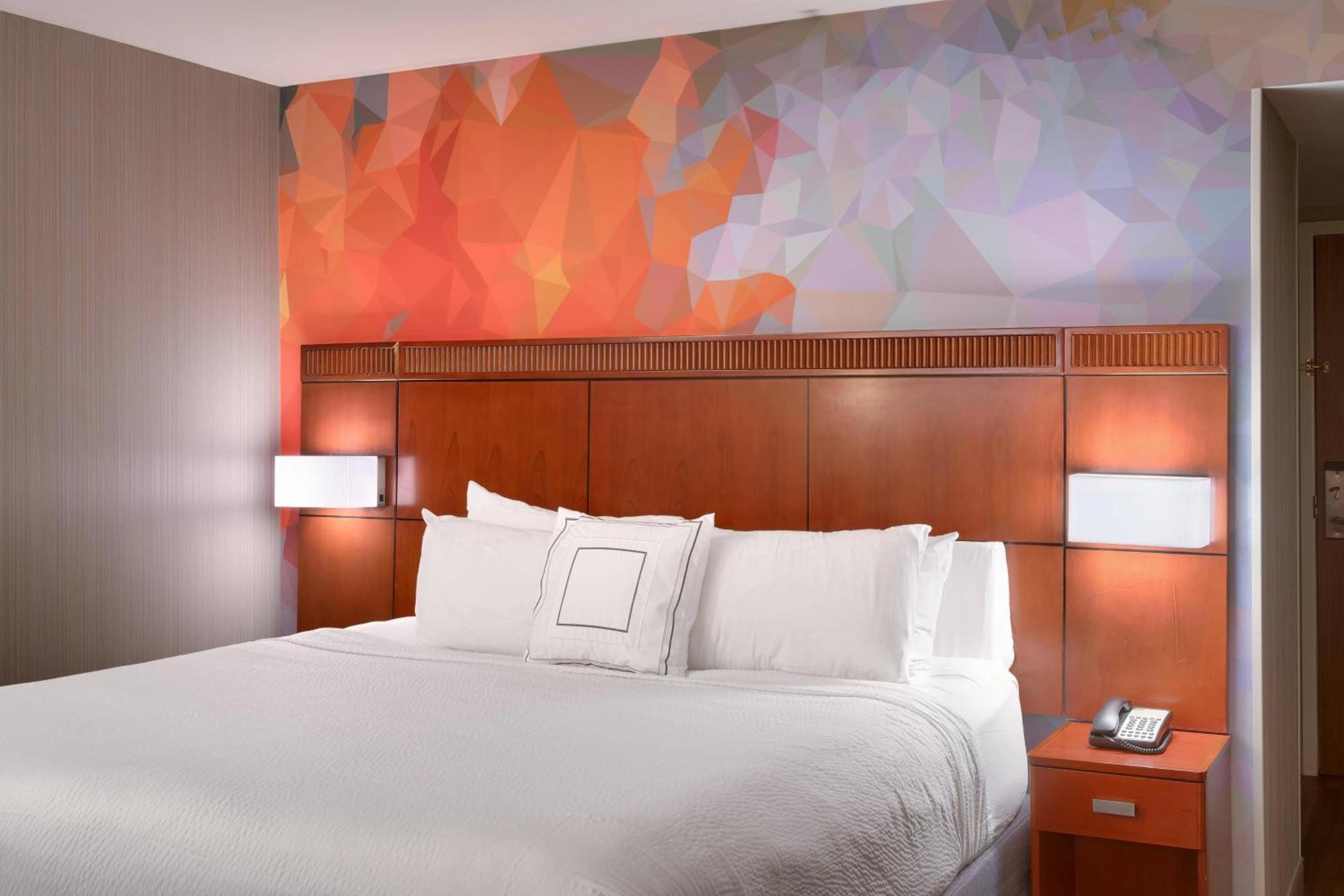 Courtyard By Marriott Albuquerque Hotel Bagian luar foto